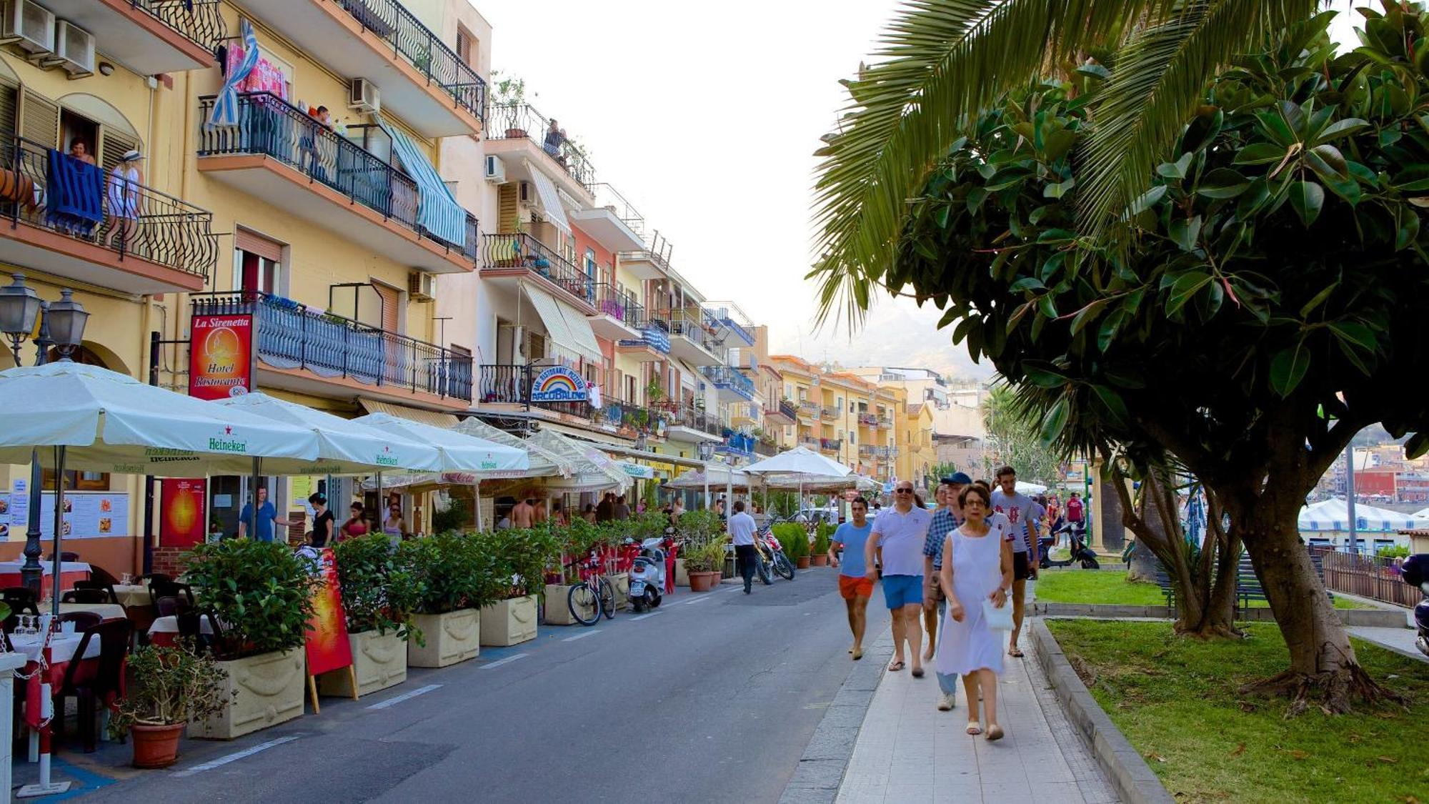Savoca Apartment Giardini Naxos Ngoại thất bức ảnh